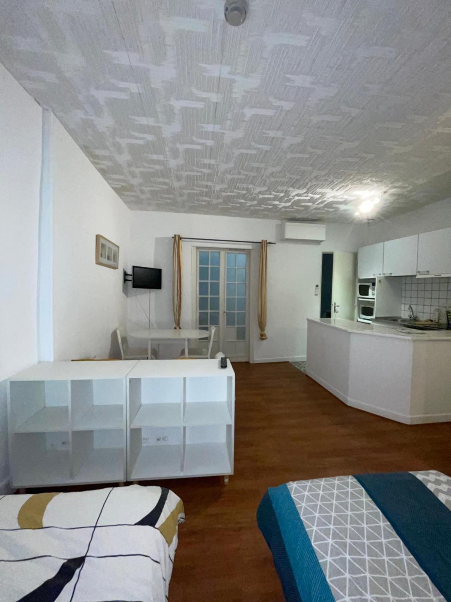 Studio N•2 Avec Patio En Plein Coeur De La Ville Bagnères-de-Bigorre Exteriér fotografie